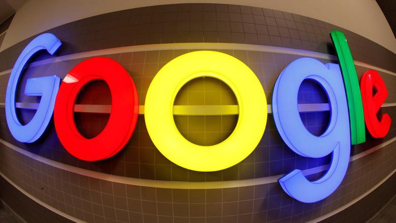 Fotografija: Google je po mnenju Bruslja, ki je pod drobnogled vzel številne Googlove pogodbe med letoma 2006 in 2016, z mnogimi ukrepi aktivno omejeval konkurenco. Foto: Reuters