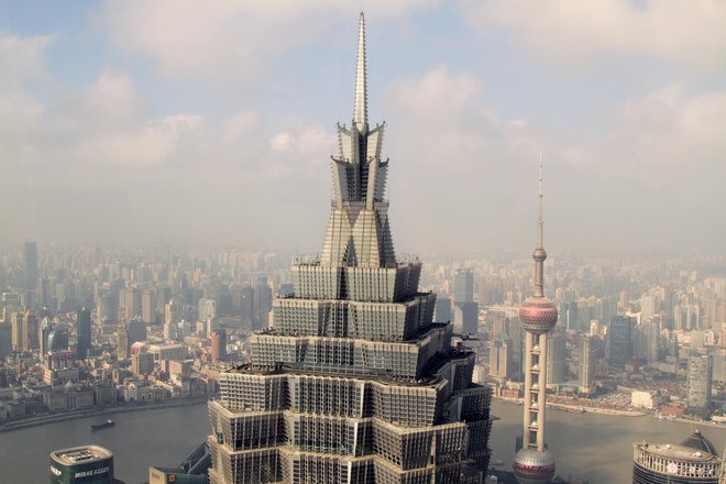 Razgled na Šanghajski stolp in mesto Šanghaj, Foto: Delo