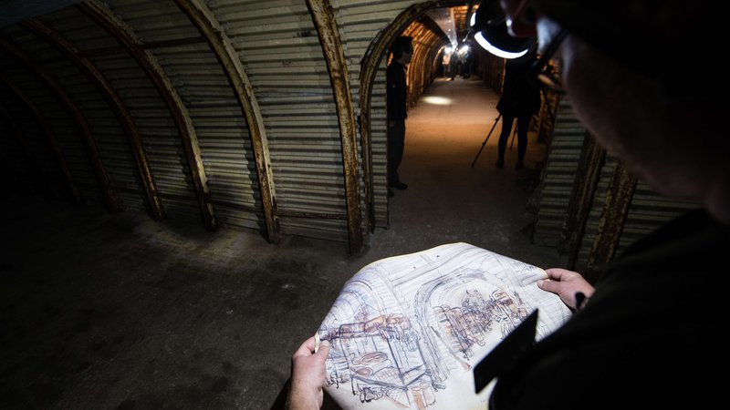 Fotografija: Pod Londonom naj bi bila zapletena mreža zapuščenih predorov. Foto: Leon Neal / AFP
