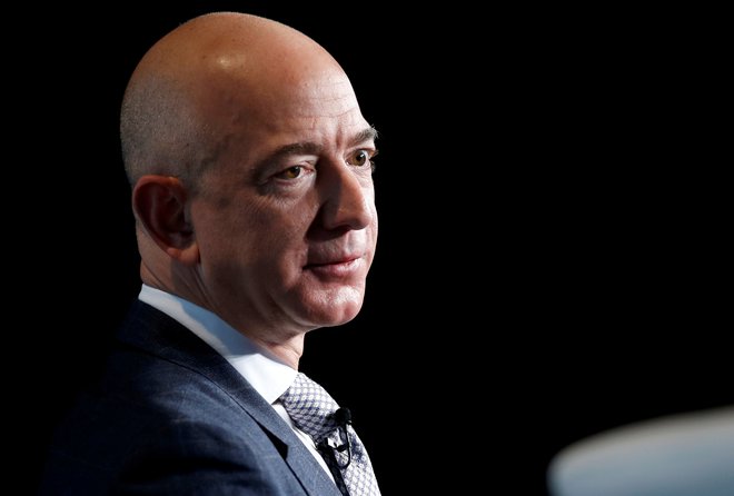 Najbogatejši zemljan in ustanovitelj podjetja Blue Origin, Jeff Bezos. Foto: Joshua Roberts / Reuters
