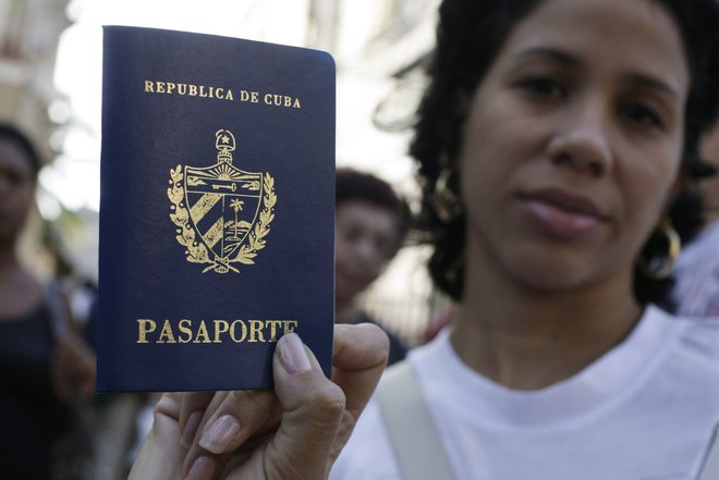 Drugo državljanstvo zagotavlja številne možnosti na osebnem in delovnem področju. Foto: Enrique De La Osa/Reuters
