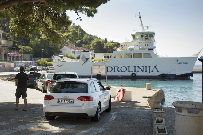 Aplikacija za rezervacijo trajekta je nepogrešljiva med dopustovanjem na Hrvaškem. Foto: Jure Eržen/Delo
