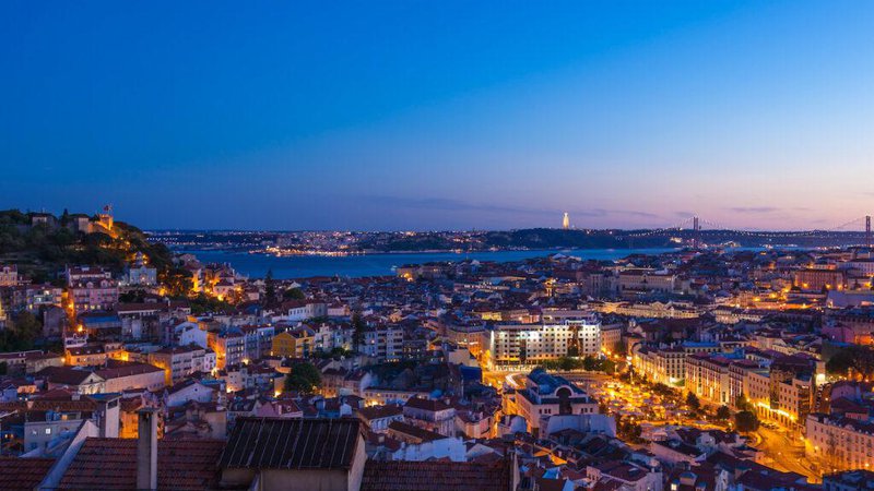 Fotografija: Lizbona ponoči. Foto: Shutterstock
