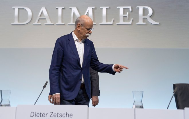 Dolgoletni Mercedesov šef Dieter Zetsche se poslavlja, podjetje pa čakajo težji časi. Foto: Reuters