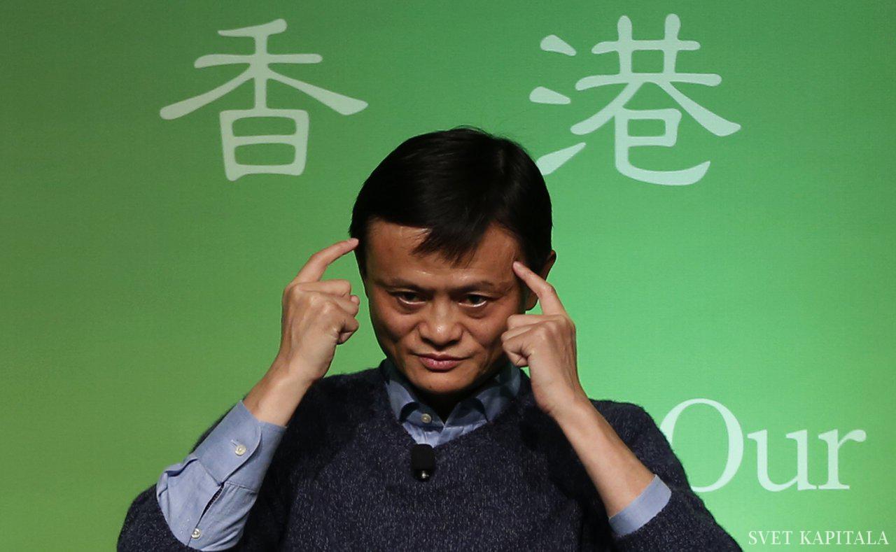 Fotografija: Jack Ma prižiga svečo takrat, ko mrak tako zagrize v kosti in zobe, da šklepetajo. Jack Ma ne piše priročnikov v smislu »5 korakov do sreče«. Foto: Reuters