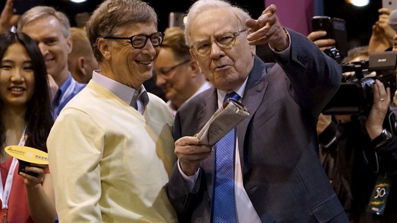 Fotografija: Bill Gates in Warren Buffet: Busy is the new stupid. REUTERS