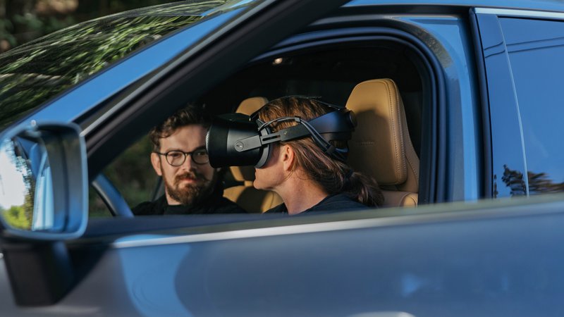 Fotografija: Volvo Cars je v avtomobilski industriji v ospredju uporabe obogatene in virtualne resničnosti pri oblikovanju in razvoju. Foto arhiv podjetja
