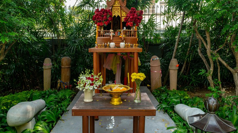 Fotografija: Tempelj Čao Mae Tuptim ali popularno – Tempelj penisa. Shutterstock