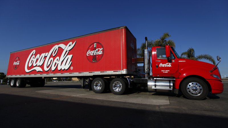 Fotografija: Coca‑Cola HBC posluje v 28 državah in oskrbuje približno 595 milijonov ljudi. REUTERS
