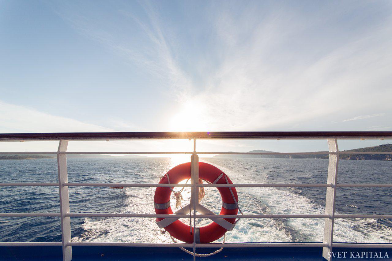 Fotografija: V letu 2018 je gospodarski učinek potniškega turizma znašal okoli osem milijonov evrov, ocenjujejo pri Mestni občini Koper. Foto Shutterstock