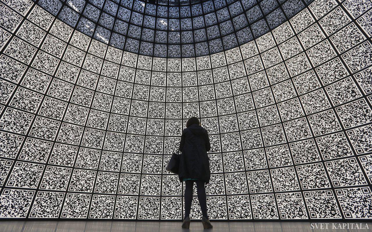 Fotografija: Razlika med Slovenijo in Švedsko po deležu digitalne ekonomije je še enkrat večja. FOTO: Reuters