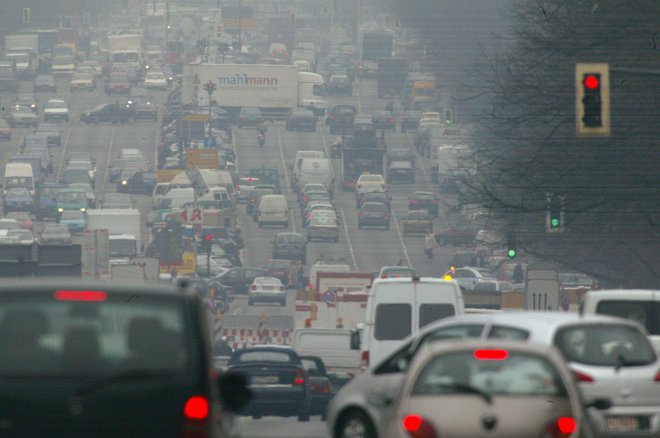 Emisije v prometu so le del problema Foto: Reuters