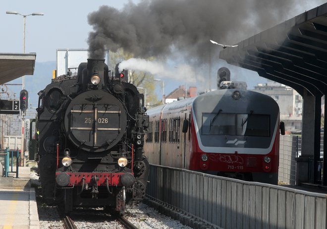 Muzejski vlak na ljubljanski železniški postaji. Foto: Marko Feist