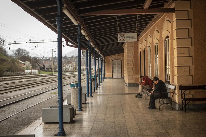 Železniška postaja Kranj Foto Voranc Vogel