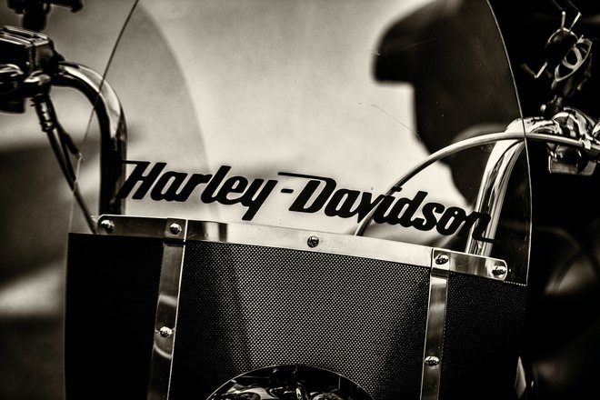 Buffet je v obdobju zadnje finančne krize bil edini, ki je sploh posojal denar; med drugim je posodil tudi Harley-Davidsonu po zelo visoki obrestni meri. FOTO: Pexels