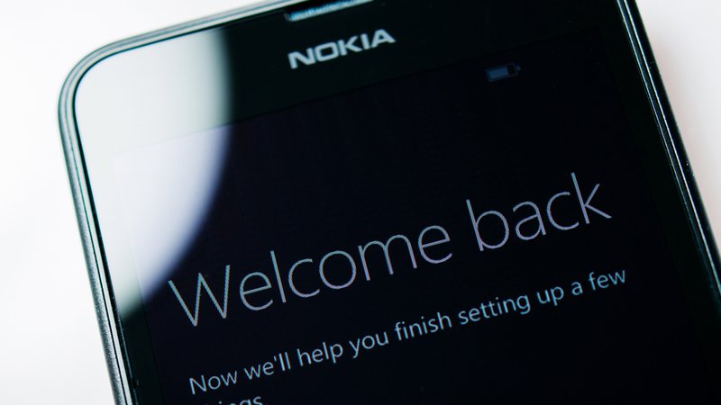 Fotografija: Nokia je po izgubi pred letom dni - po zaslugi dobrega poslovanja z opremo mobilnih omrežij - znova na poti do zaslužka. FOTO: Hadrian / Shutterstock