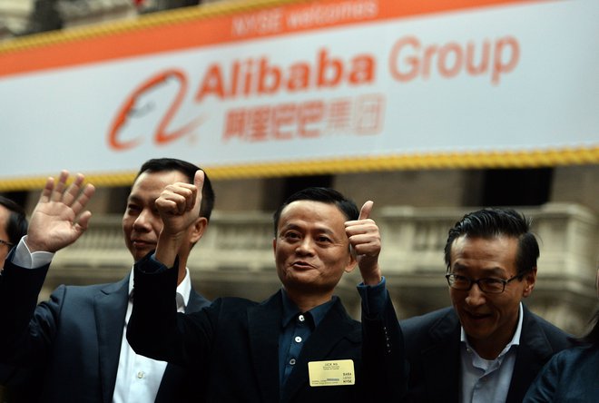 Jack Ma je lani pri 55 leith sestopil iz direktorskega položaja velikana spletne trgovine Alibaba, še vedno pa ostaja obraz podjetnikov Kitajske. FOTO: Jewel Samad/Afp