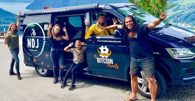 Nizozemec Didi Taihuttu je pričakoval, da bo v letošnjem letu obogatel zaradi rasti vrednosti bitcoina, vendar mu je načrte spremenila tudi pandemija. FOTO: The Bitcoin Family
