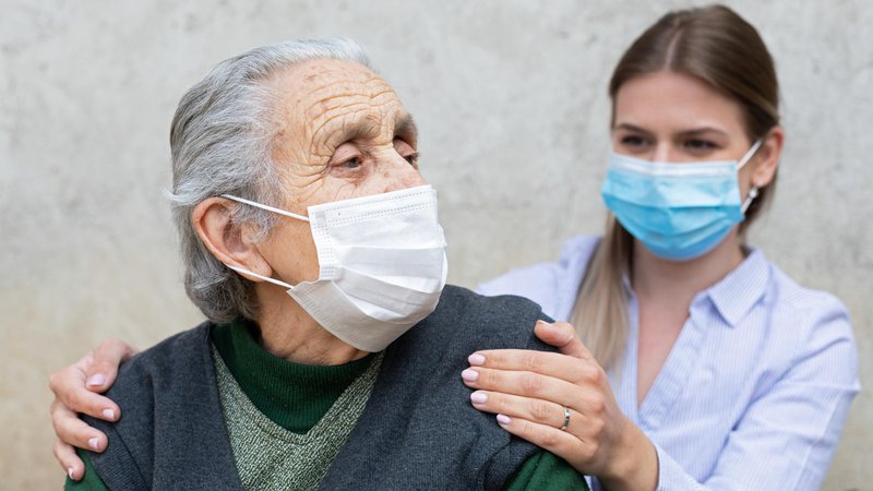 Fotografija: Med pandemijo se je stiska obolelih povečala. FOTO: Getty Images/iStockphoto