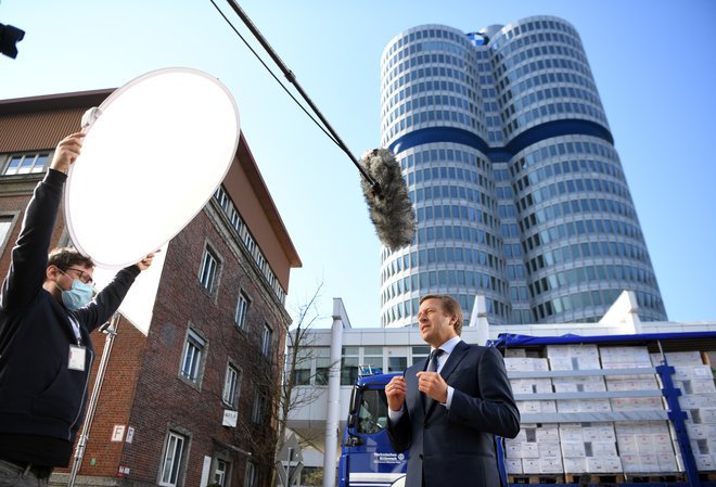 BMW namerava ostati na trgu mobilnih storitev, pravi Oliver Zipse. FOTO: REUTERS