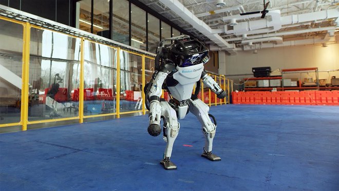 Roboti Boston Dynamics. FOTO: Posnetek zaslona / YouTube