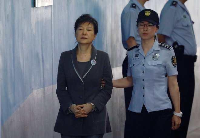 Nekdanja predsednica Južne Koreje Park Geun-hye. FOTO: REUTERS/Kim Hong-Ji 
