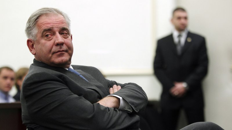 Fotografija: Nekdanji hrvaški premier Ivo Sanader je bil obsojen na 10 let zapora zaradi podkupnine dveh tujih podjetij in postal najvišji državni uradnik, obsojen zaradi korupcije v prihodnji evropski članici Unije. FOTO: REUTERS/Antonio Bronic 