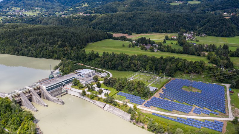 Fotografija: Hidroelektrarna i fotovoltaična elektrarna, Bistrica ob Dravi, avstrijska Koroška Foto: © Verbund AG

 