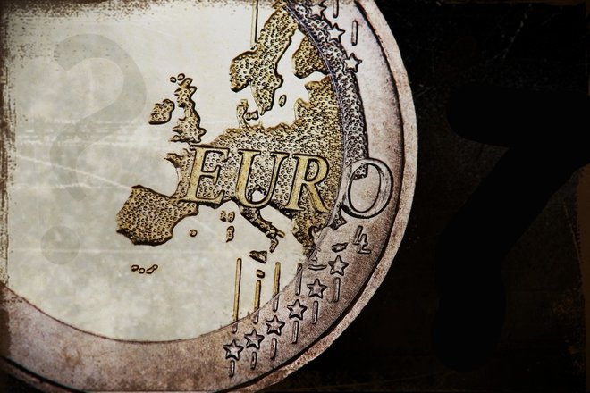 koliko bo evro sploh še vreden?FOTO: Shutterstock