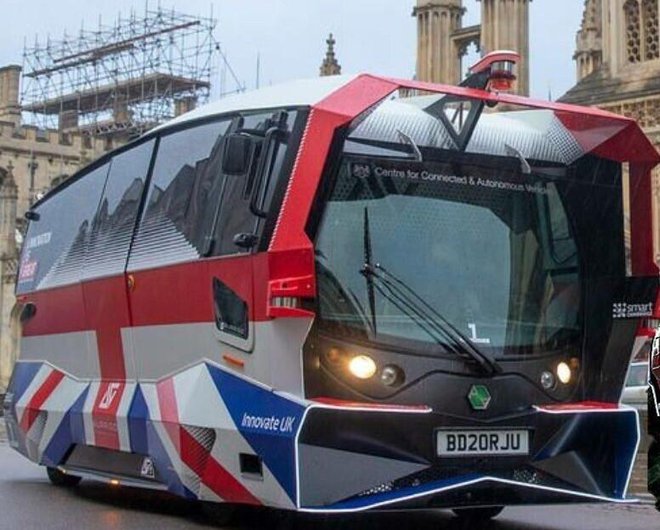 Samovozeči avtobus bo lahko vozil 10 potnikov naenkrat. Foto: Greater Cambridge Partnership