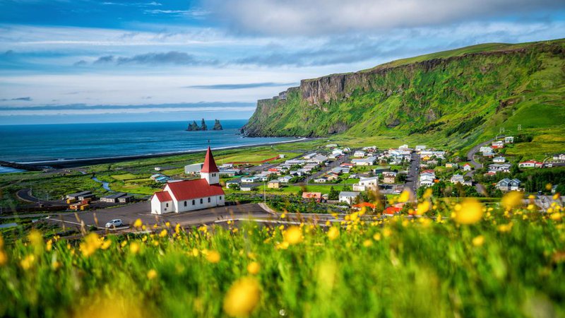 Fotografija: Čudovito mesto Vik i Myrdal na Islandiji poleti. Vas Vik je najjužnejša vas na Islandiji - okoli 180 km jugovzhodno od ReykjavÃk. Foto: Shutterstock