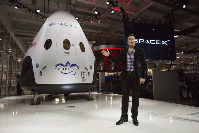 Muskova Raketna družba SpaceX razvija vesoljsko ladjo za lansiranje tovora in ljudi na Mars. Foto: Mario Anzuoni / Reuters
