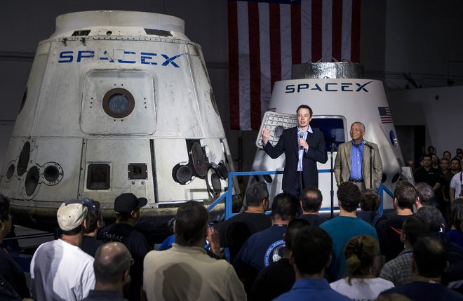 Space X je še eno uspešno podjetje katerega lastnik je Elon Musk. Foto: Bret Hartman / Reuters