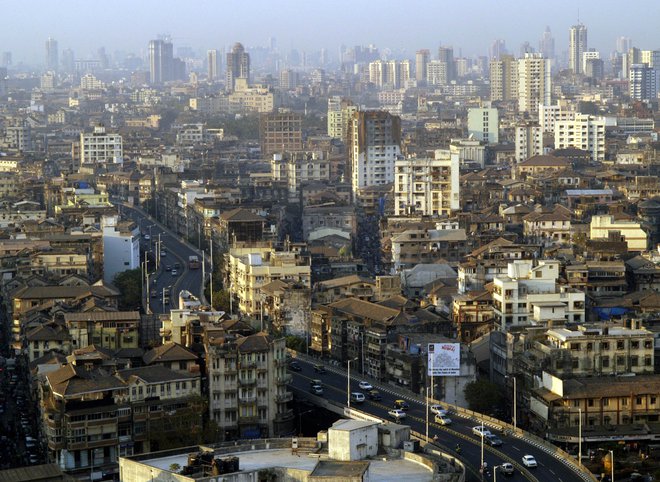 Zračni pogled na indijsko mesto Mumbaj, leta 2006, Foto: Reuters