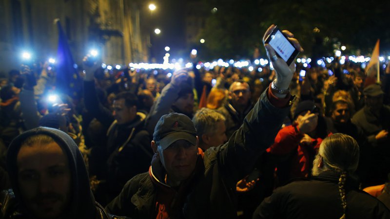 Fotografija: Android telefoni so bolj priljubljeni od iPhonov, Foto: Reuters