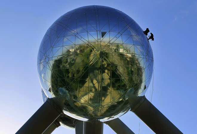 Spomenik Atomium v Bruslju, Foto: Reuters