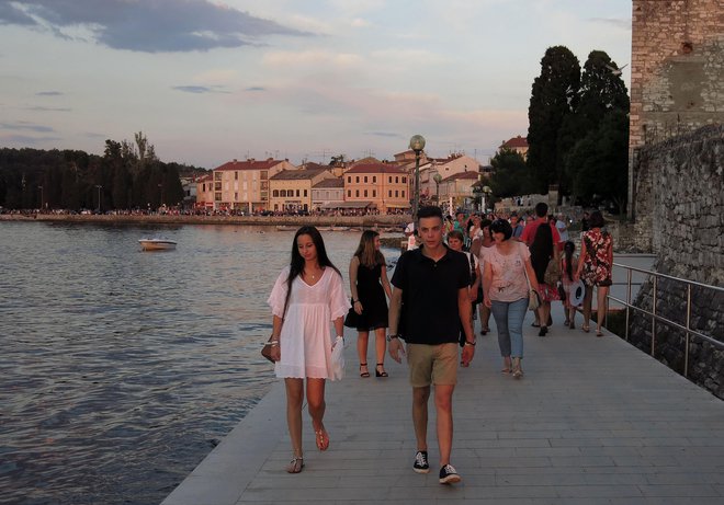 Avgusta je bilo največ turistov v Istri. Foto: Blaž Samec/DELO