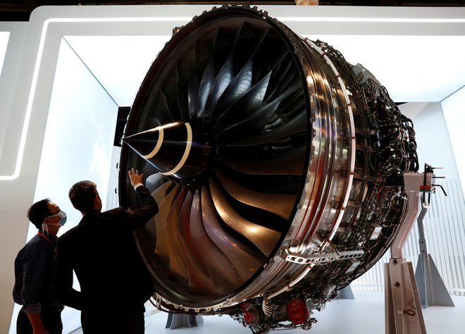 Motor Rolls-Royce Trent za letalsko industrijo. Foto: Edgar Su/Reuters