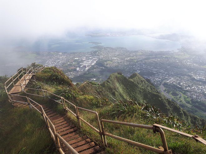 Stopnišče Haiku, Havaji. Foto: Shutterstock