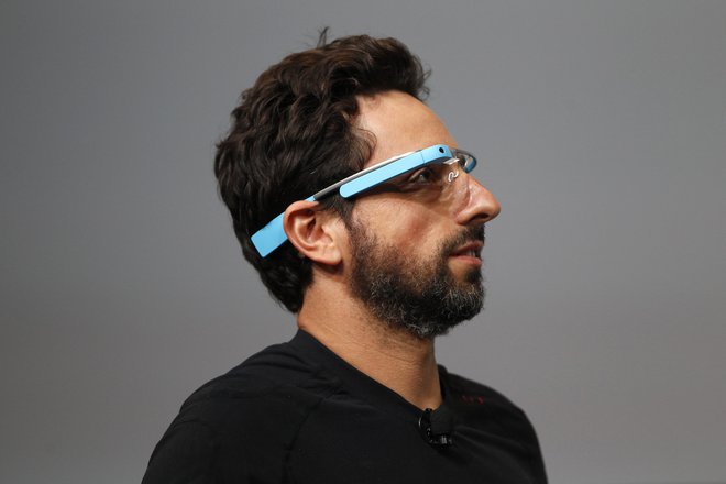 Sergey Brin, soustanovitelj Googla nosi pametna očala Google Glass. Foto: Stephen Lam / Reuters