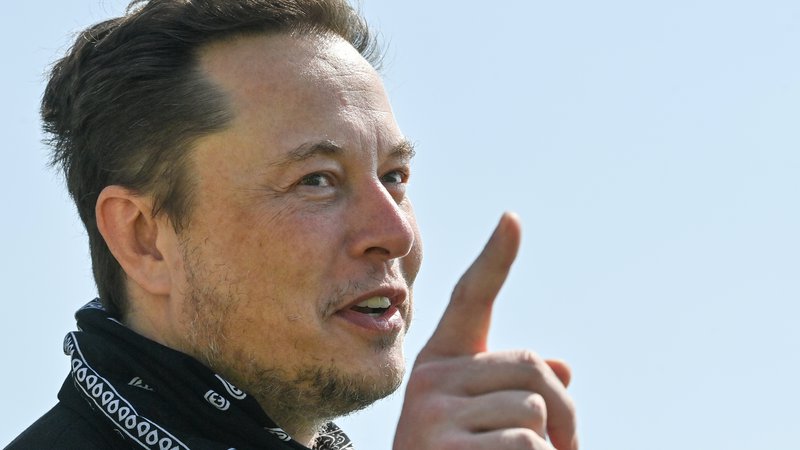 Fotografija: Elon Musk, ustanovitelj in izvršni direktor Tesle, 13. avgust, 2021. Foto: Patrick Pleul / Reuters
