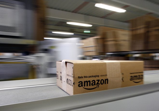 <p>Družba Amazon ponuja spletno nakupovanje in storitve računalništva v oblaku. Foto: Michaela Rehle / Reuters</p>
