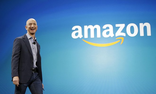 Jeff Bezos zna kritike obrniti sebi v prid. Foto: Ted S. Warren/AP
