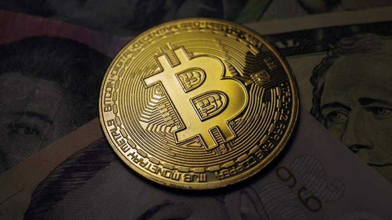 Fotografija: Bitcoin. Foto: Edgar Su / Reuters
