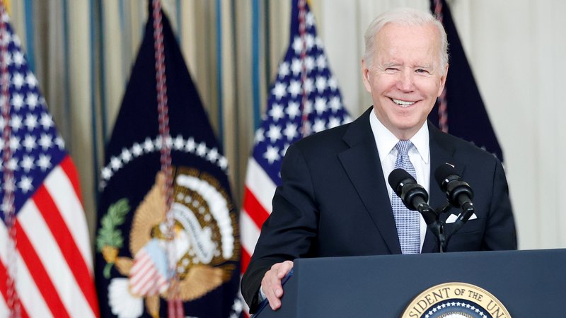 Fotografija: Ameriški predsednik Joe Biden, 6. november 2021. Foto: Jonathan Ernst / Reuters
