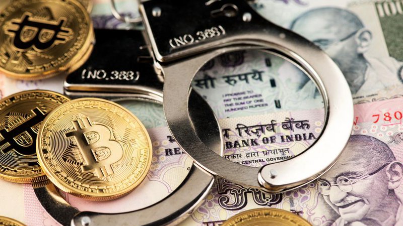 Fotografija: Indija je na dobri poti, da prepove bitcoin in ostale decentralizirane kriptovalute. Foto: Shutterstock
