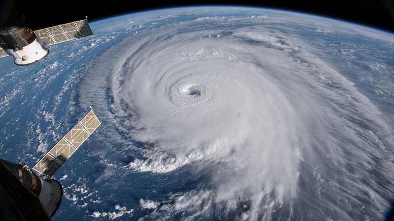Fotografija: Pogled na orkan Florence z Mednarodne vesoljske postaje, 12. september 2018. Foto: NASA / Reuters
