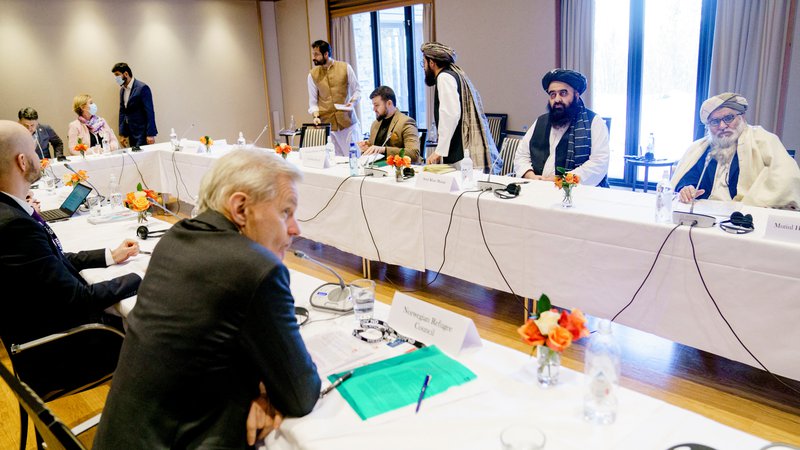 Fotografija: Predstavniki talibanov, Oslo, Norveška, 25. januar 2022. Foto: NTB / Stian Lysberg Solum / Reuters
