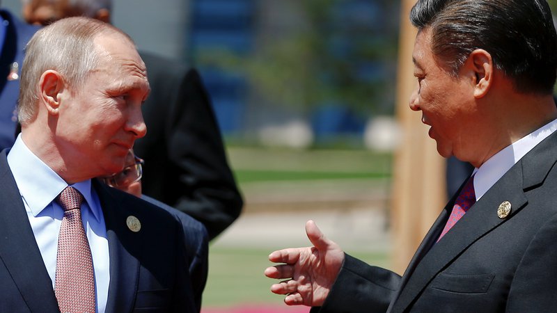 Fotografija: Ruski predsednik Vladimir Putin in kitajski predsednik Xi Jinping, 15. maj 2017. Foto: Damir Sagolj / Reuters
