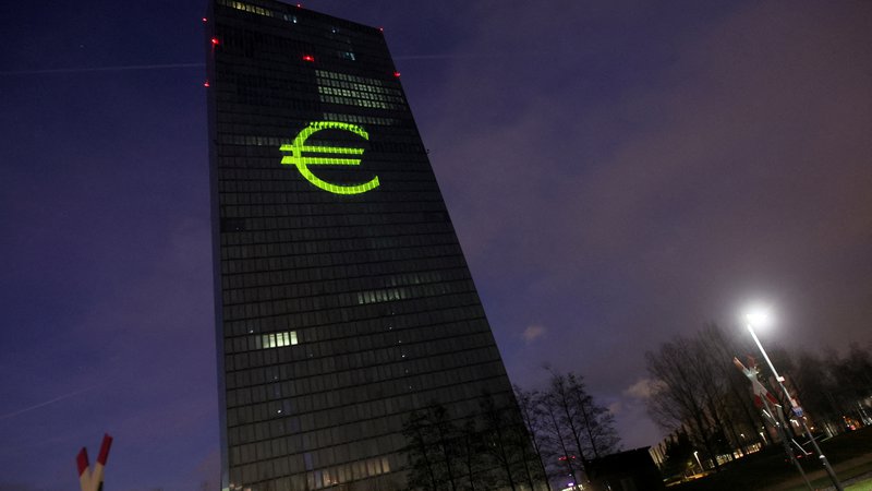 Fotografija: Evropska centralna banka (ECB) s sedežem v Frankfurtu, Nemčija, 20. december 2021. Foto: Wolfgang Rattay / Reuters
